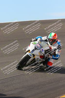 media/Nov-05-2022-SoCal Trackdays (Sat) [[f8d9b725ab]]/Bowl (1145am)/